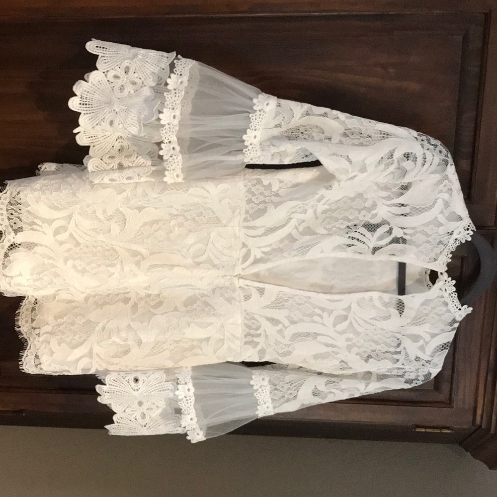 Romper - Picture 2 of 3